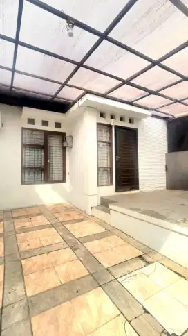 Rumah Siap Huni di Bintaro Jaya Sektor 9