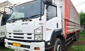 MULUS+banBARU MURAH Isuzu giga tronton 6x2 Wingbox 2017 wing box bok