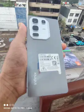 Infinik note 50 pro fullset mulus casan ga ORI tapi udah fascarging