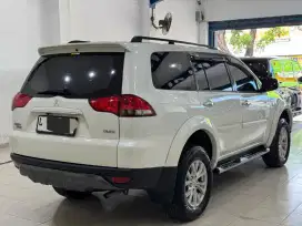 Mitsubishi Pajero Exceed 2015 Matic Putih