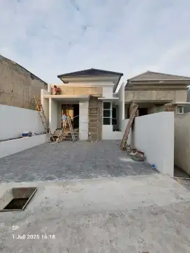 Rumah Strategis Carpot 2 Mobil Utara Budi Mulia Jl Tajem Dekat Ringrod