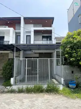 Dekat UPN-Murah‼️Jual Rumah Baru Royal Paka,Gunung anyar,Rungkut