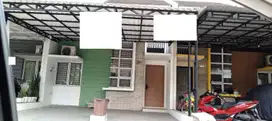 Rumah dekat mall di Aquatic Garden Grand Wisata Bekasi