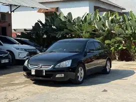 MURAH MEWAH KELAS HONDA ACCORD 2.4 VTIL 2006 Terawat matic