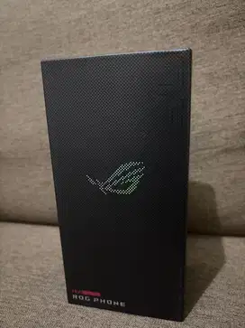 ASUS ROG PHONE 5