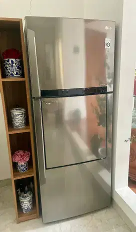 KULKAS LG 2 PINTU