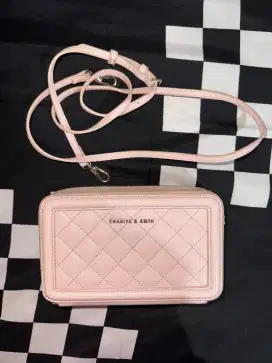Preloved tas wanita Charles and Keith Ori