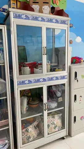 etalse atau rak hias