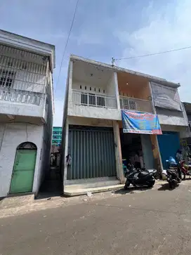 Ruko 2 lantai Kenarok Singosari Malang