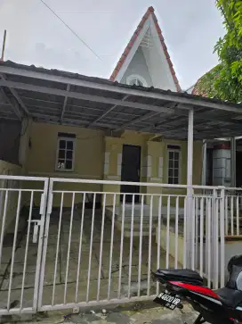 Dikontrakan / Disewakan Rumah di sentul city