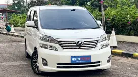 Toyota Vellfire 2.4 V AT CBU at 2011