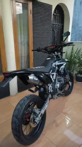 Kawasaki supermoto 2016