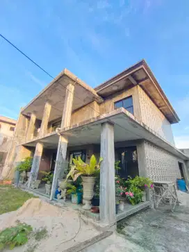 1 Lahan 2 Rumah bisa untuk bisnis cafe, strategis, tepi jalan durian