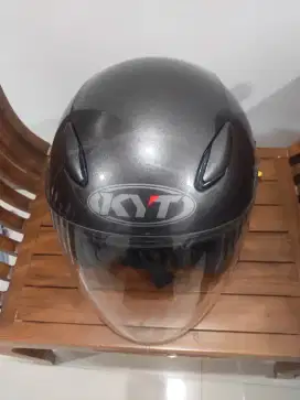 Helm KYT Galaxy XL