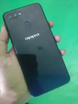 Oppo f9 ram 4/128gb 4G LTE ngebut