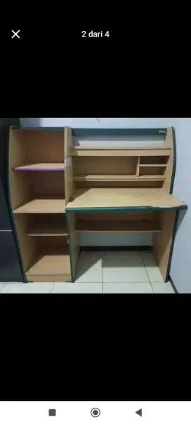 Meja belajar kokoh