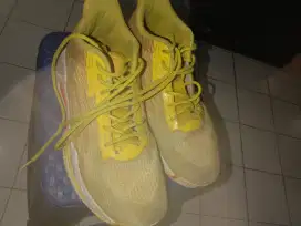 sepatu basket barllerbro BB5