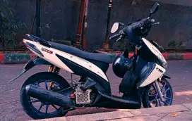 Dijual motor Vario 2012