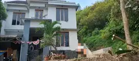 Rumah di Dago Siap Huni, Lingkungan Sejuk Nyaman