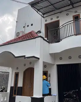 DIJUAL RUMAH DI CONDONG CATUR STRATEGIS (BU)