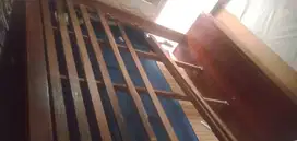 Tempat Tidur Jati Tua