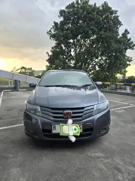 HONDA CITY 2010 E MATIC ABU ABU