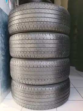 Ban 215 55 R17 Bridgestone Turanza ER33 CAMRY HRV ACCORD INOVA