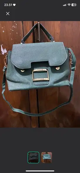 Tas selempang wanita