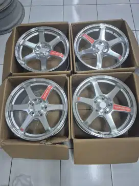 Velg baru Volk rays TE37 SL R17 pcd 5×114.3 lebar 8 et35..4pcs