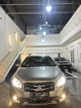 Sx4 Scross Matic 2016 Istimewa Full orsinil Tangan1 baru jual cepat bu