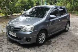 Toyota Etios Valco Type G 2014