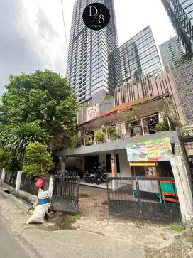 Rumah Lama. Kawasan SCBD. LT.214/LB.300. 9BR. Harga 13M