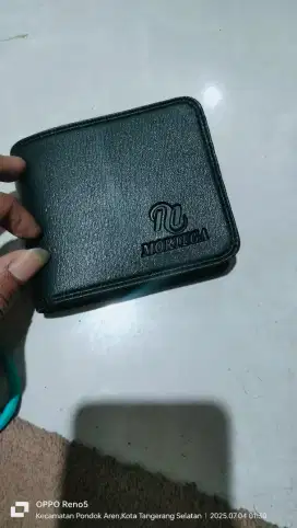 Dompet hitam keren