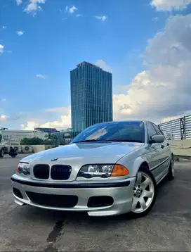 BMW E46 323i 2000