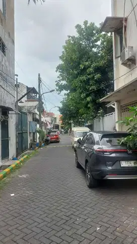 jual rumah darmawangsa