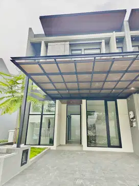 DISEWAKAN RUMAH DISTRICT 9 CITRALAND DEMPSEY 3KT BARU BAGUS DKT GWALK