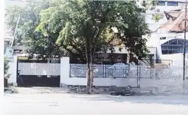 DIJUAL Rumah BESAR CLASSIC  jl karang menjangan, Surabaya Pusat