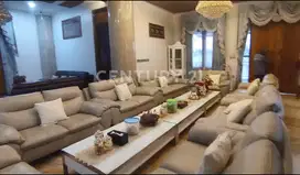 Rumah Super Luxury Mainroad Terusan Jakarta Strategis