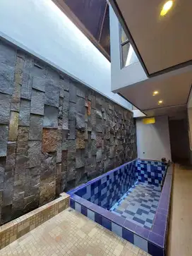Di Jual Rumah Siap Huni Pakuwon City