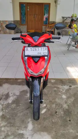 Bissmillah djual motor Honda beat like new 2024