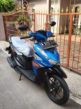 Bissmillah dijual motor Honda beat like new 2021 istimewa