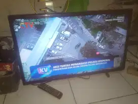 Tv led 32 inch samsung+stb normal siap tonton nego tipis