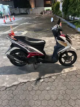 2011 Yamaha xeon karbu