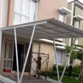 Rangka atap baja ringan
