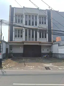 Ruko Atau Gedung Di kalibata cocok buat klinik dan les