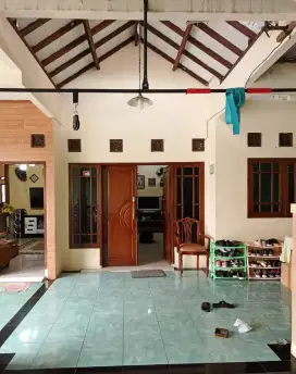 Rumah Lt.233 Lb.167 di Pondok Cabe hanya Rp.1,55 Milyar