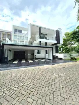 Rumah Hook Ada Kolam Renang Siap Huni Di Kebayoran 8431