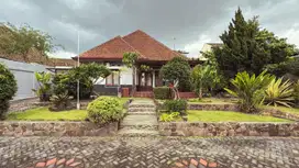 Rumah Vintage Tumenggung Suryo Cocok Untuk Usaha Malang Kota