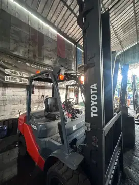 Forklift bekas murah toyota 3,5 ton 2018