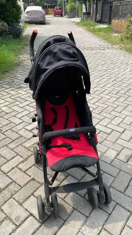STROLLER BAYI MEREK CHICCO